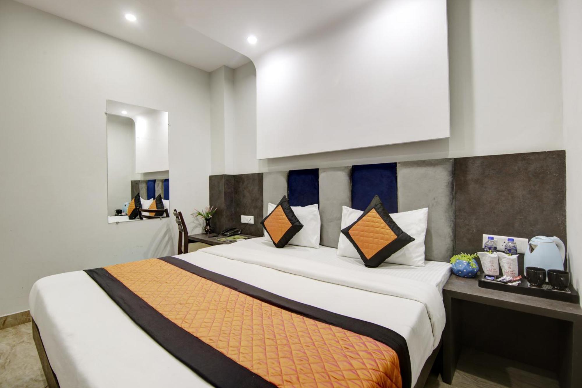 Hotel S B Inn - Near New Delhi Railway Station Paharganj Luaran gambar