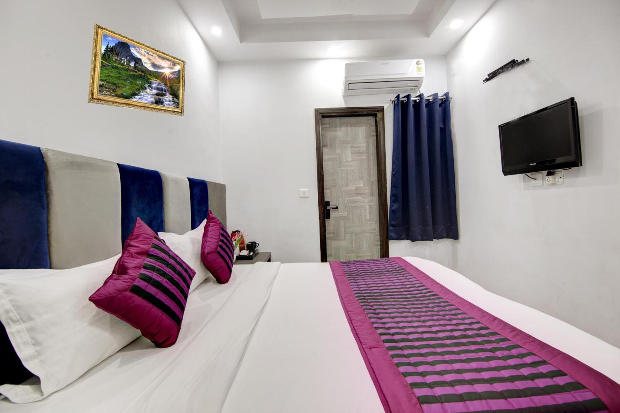 Hotel S B Inn - Near New Delhi Railway Station Paharganj Luaran gambar