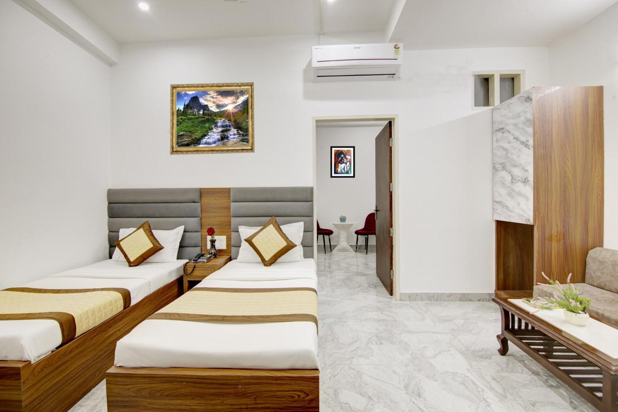 Hotel S B Inn - Near New Delhi Railway Station Paharganj Luaran gambar