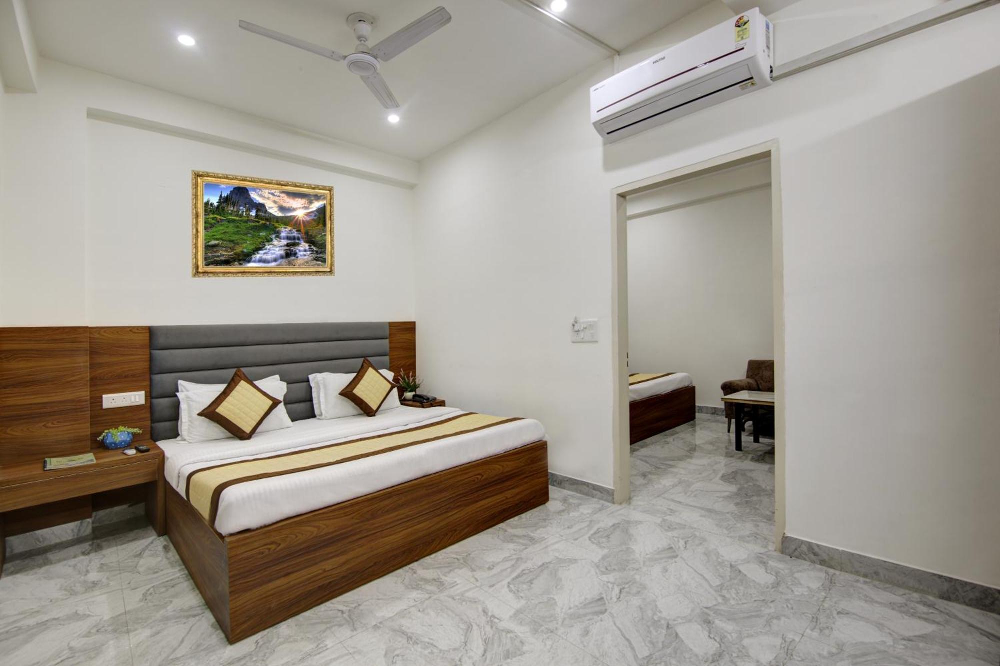 Hotel S B Inn - Near New Delhi Railway Station Paharganj Luaran gambar