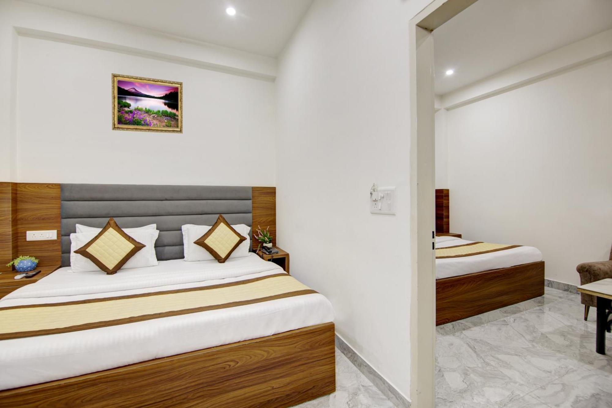 Hotel S B Inn - Near New Delhi Railway Station Paharganj Luaran gambar