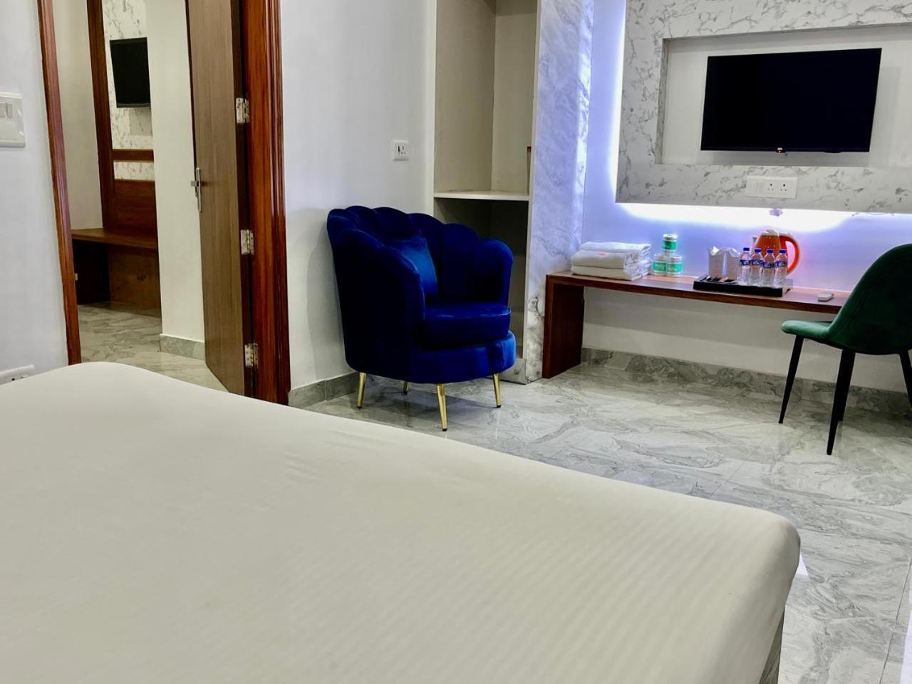 Hotel S B Inn - Near New Delhi Railway Station Paharganj Luaran gambar