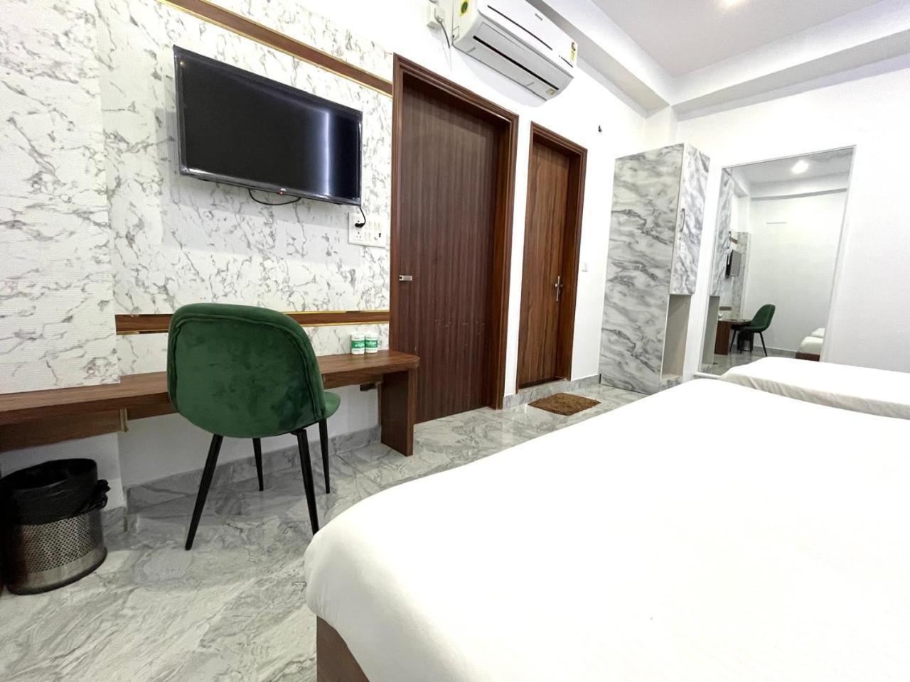 Hotel S B Inn - Near New Delhi Railway Station Paharganj Luaran gambar