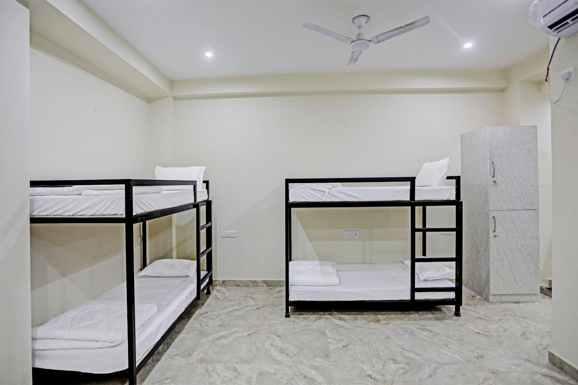 Hotel S B Inn - Near New Delhi Railway Station Paharganj Luaran gambar